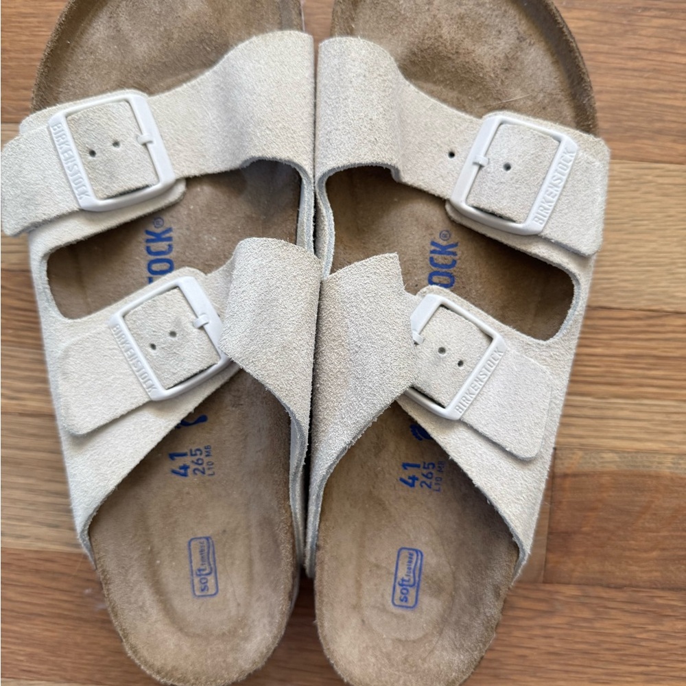Birkenstock Sandals - Light Tan